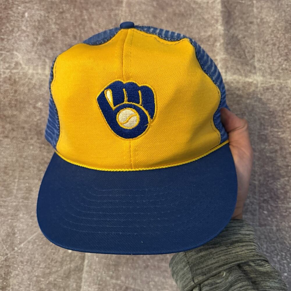 Men's Vintage 80's 1985 McDonalds Milwaukee Brewers Mesh Trucker Snapback Hat